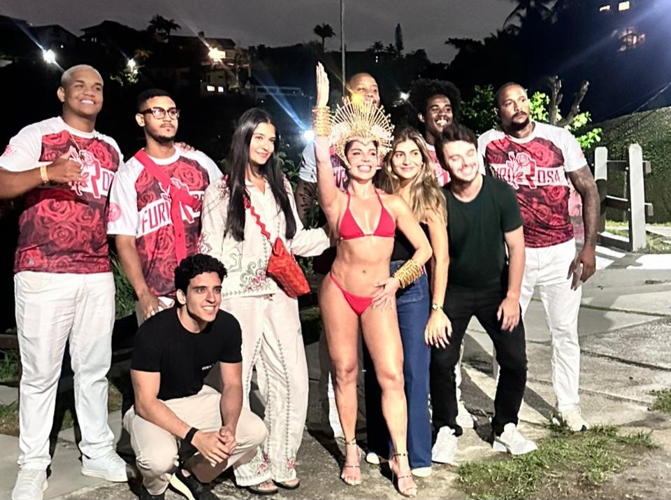 Sem venda, sem anúncio e sem reprise: Gkay transforma o Joá em território exclusivo de moda e carnaval